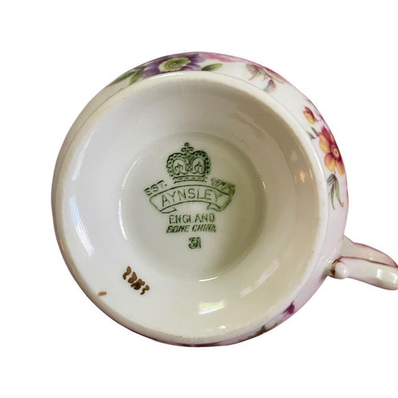 John Ansley Floral Sprays Porcelain Teacup and Saucer Set - Picture 10 of 13